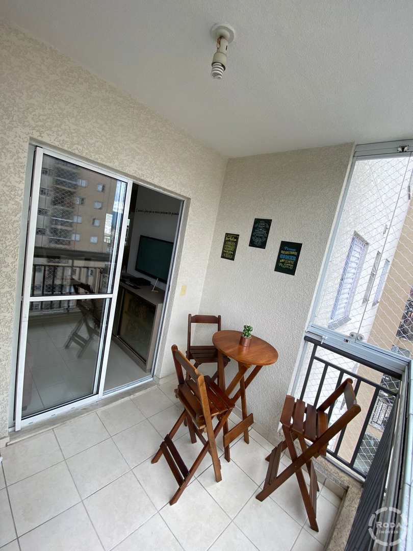 Apartamento à venda com 2 quartos, 64m² - Foto 4