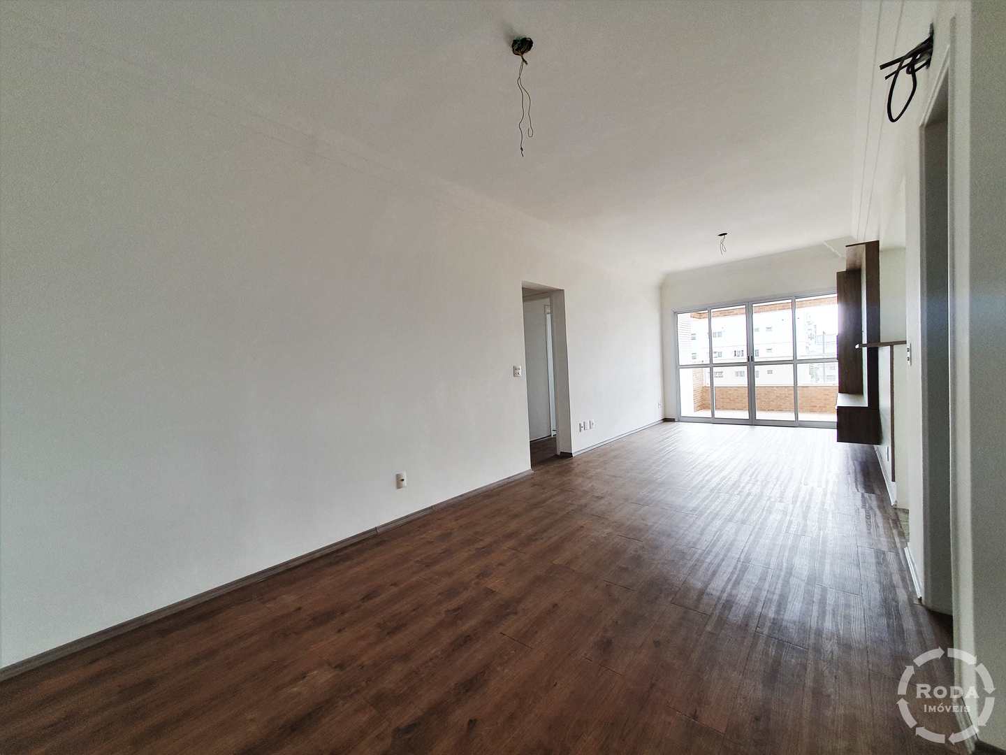 Apartamento à venda com 2 quartos, 84m² - Foto 1