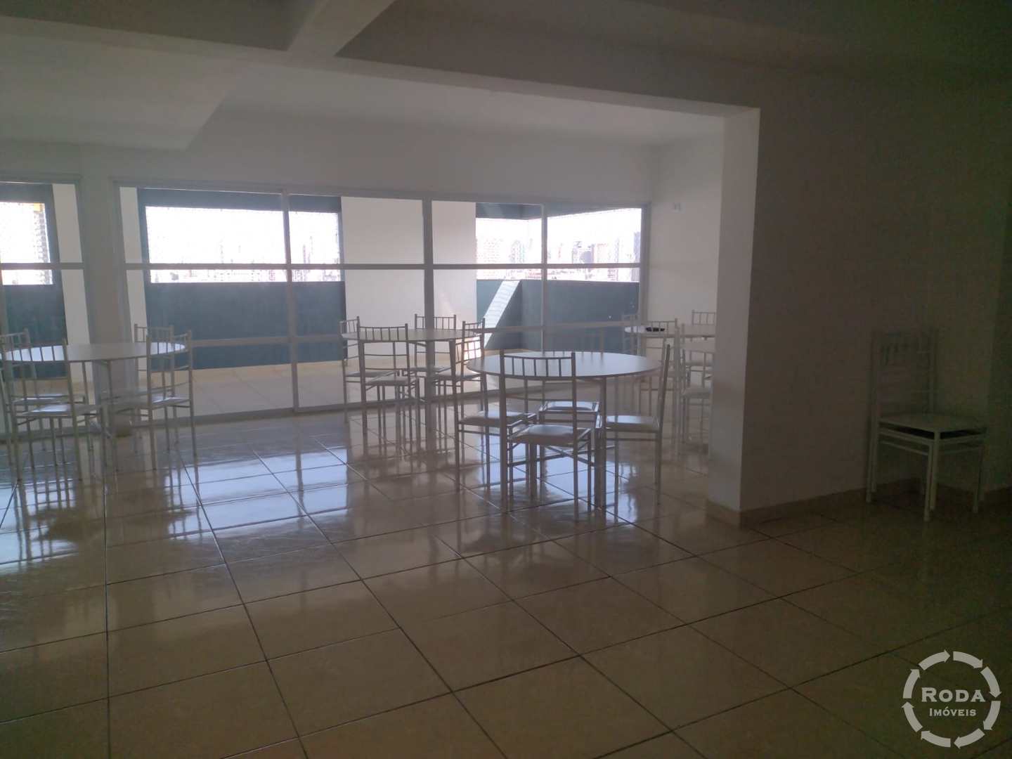 Apartamento à venda com 1 quarto, 42m² - Foto 6