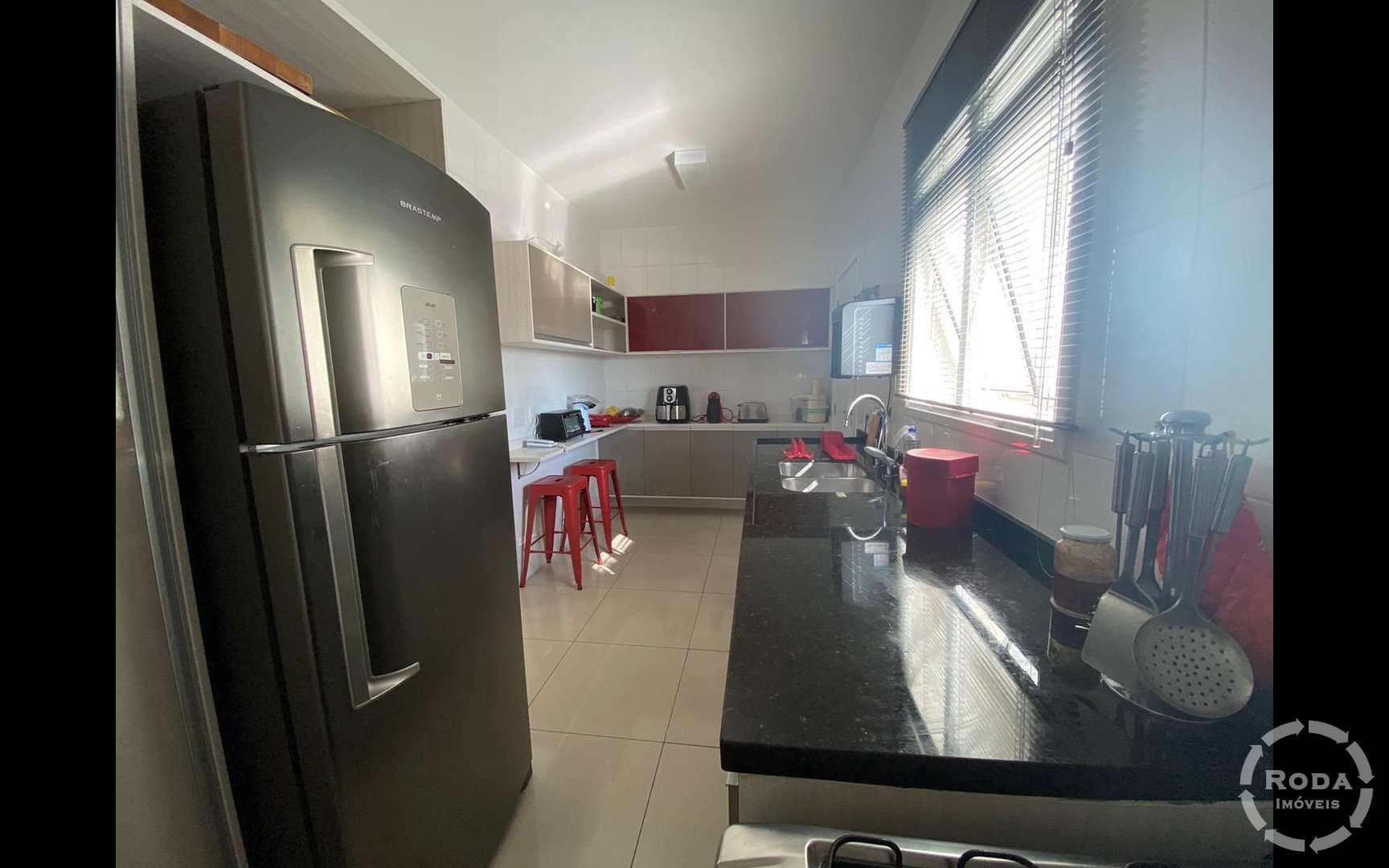 Apartamento à venda com 3 quartos, 150m² - Foto 9