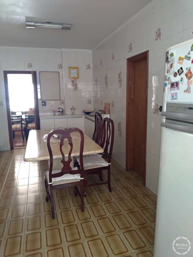 Apartamento à venda com 3 quartos, 150m² - Foto 9