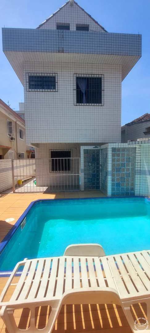 Casa à venda com 4 quartos, 230m² - Foto 2