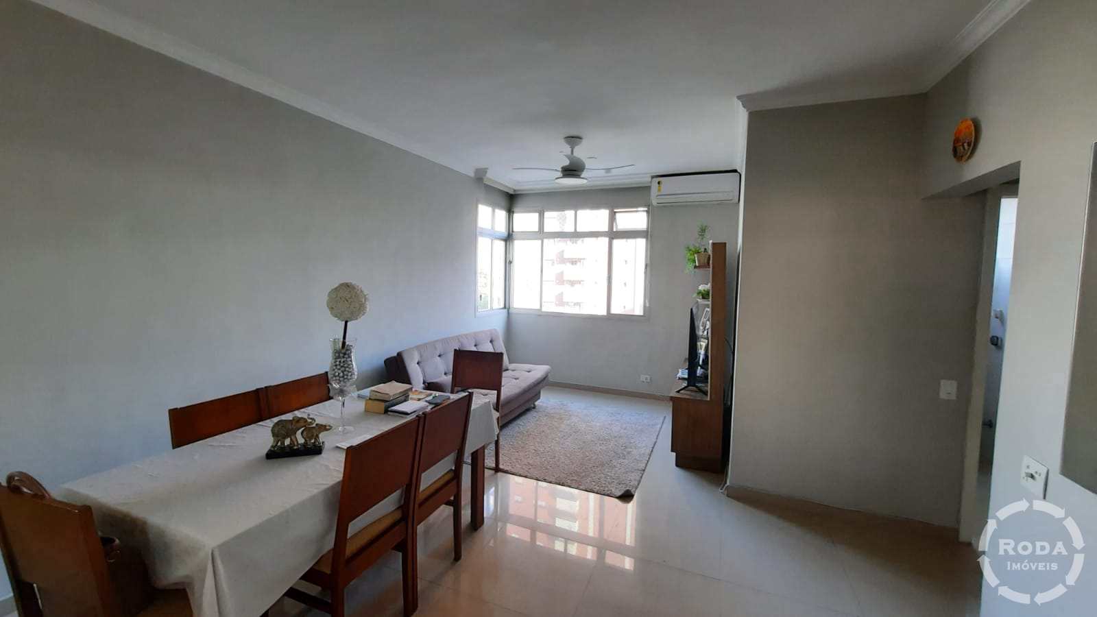 Apartamento à venda com 2 quartos, 136m² - Foto 1