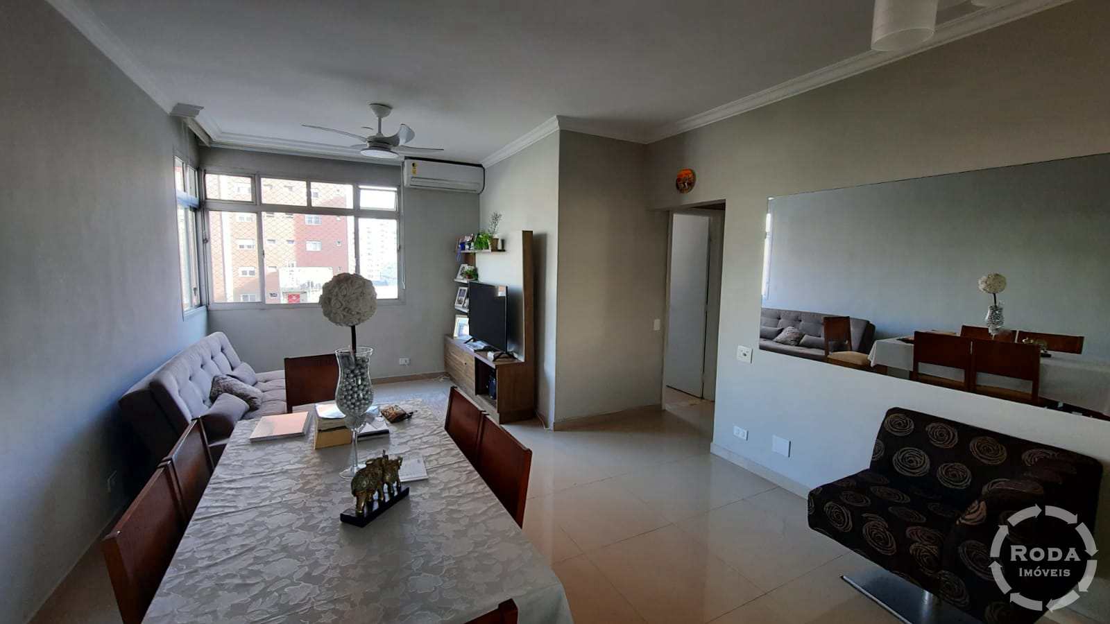 Apartamento à venda com 2 quartos, 136m² - Foto 2