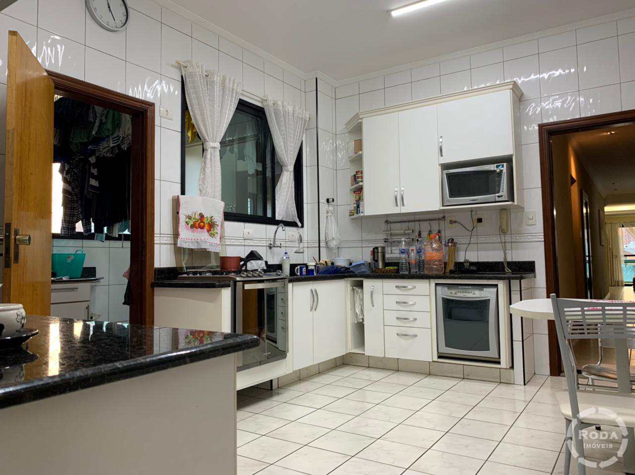 Apartamento à venda com 3 quartos, 150m² - Foto 10