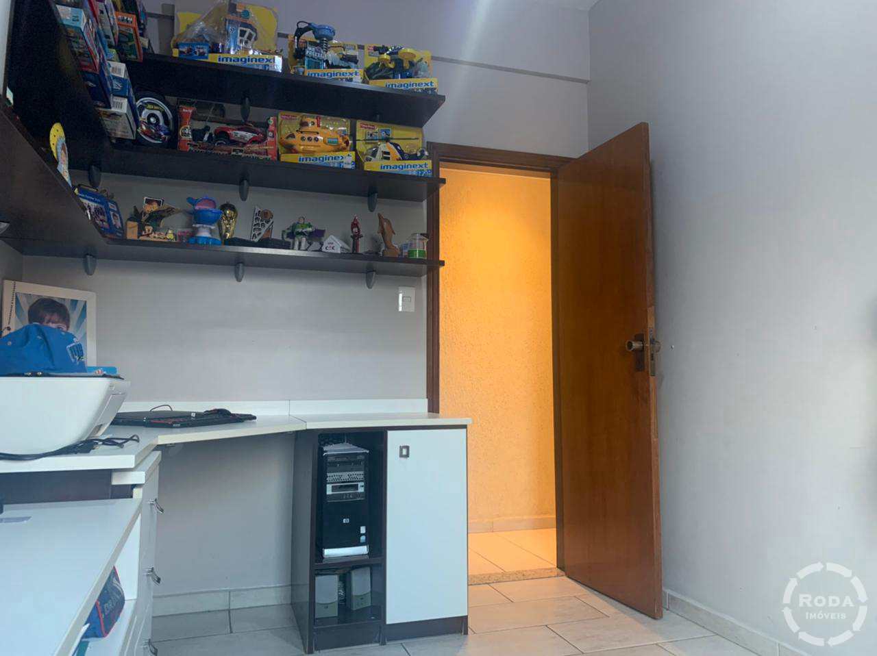 Apartamento à venda com 3 quartos, 150m² - Foto 18