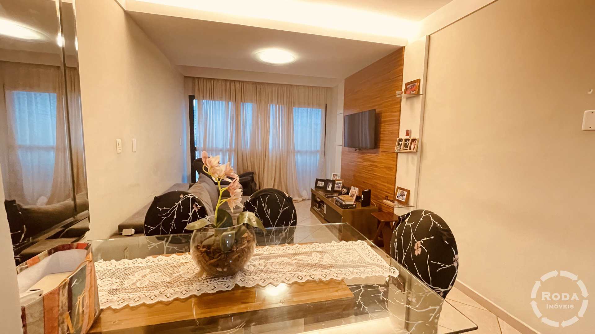 Apartamento à venda com 2 quartos, 80m² - Foto 1