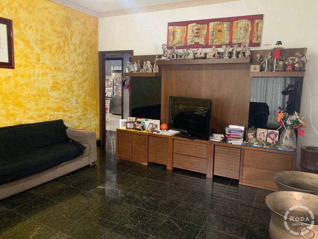 Casa para alugar com 3 quartos, 169m² - Foto 4