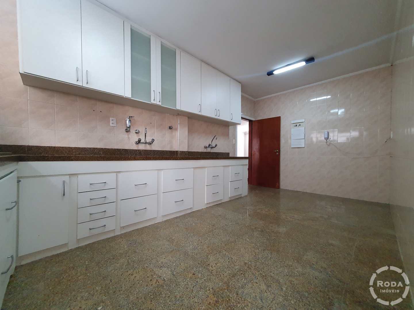 Apartamento à venda e aluguel com 3 quartos, 190m² - Foto 24