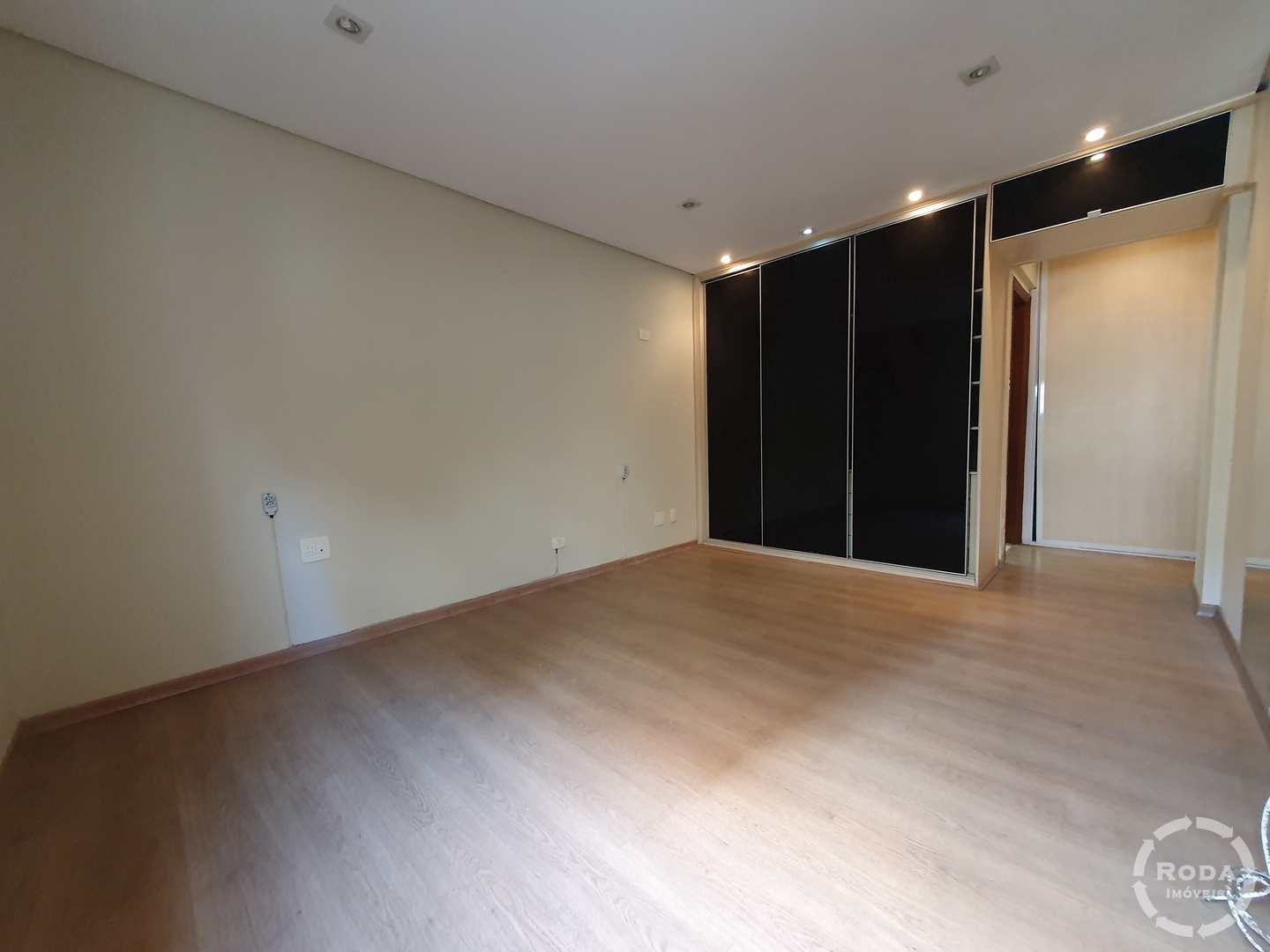 Apartamento à venda e aluguel com 3 quartos, 190m² - Foto 12