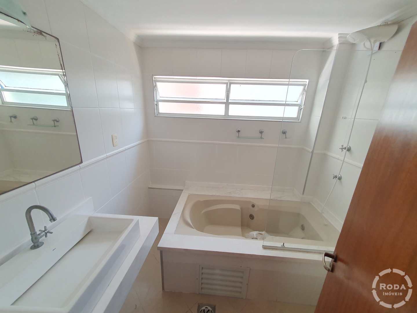 Apartamento à venda e aluguel com 3 quartos, 190m² - Foto 19