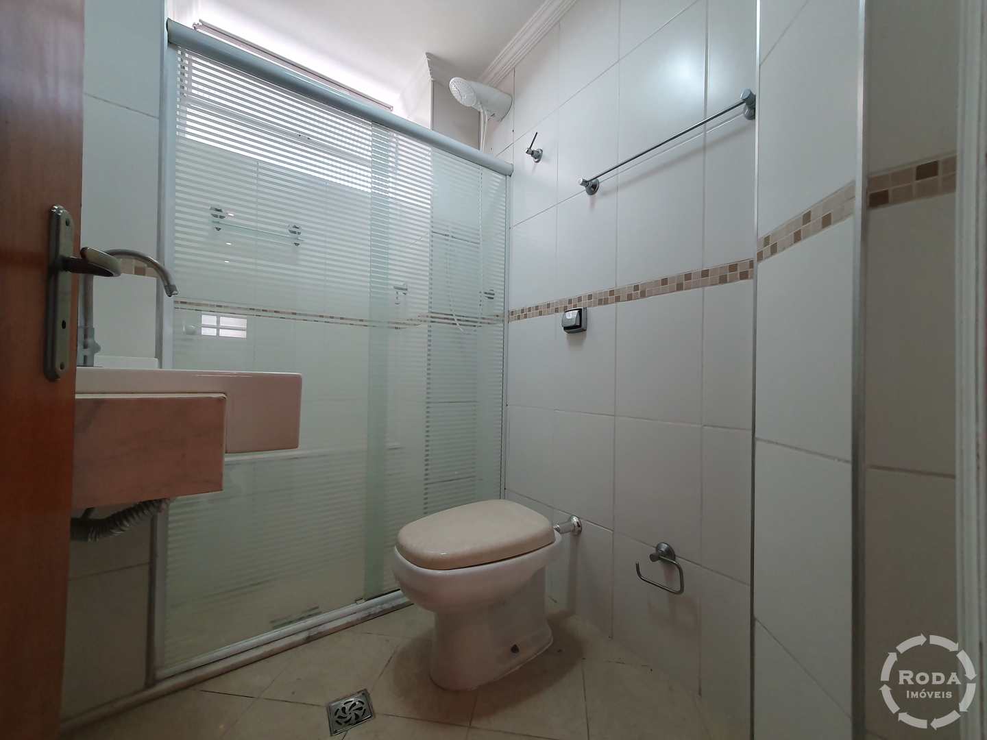 Apartamento à venda e aluguel com 3 quartos, 190m² - Foto 15