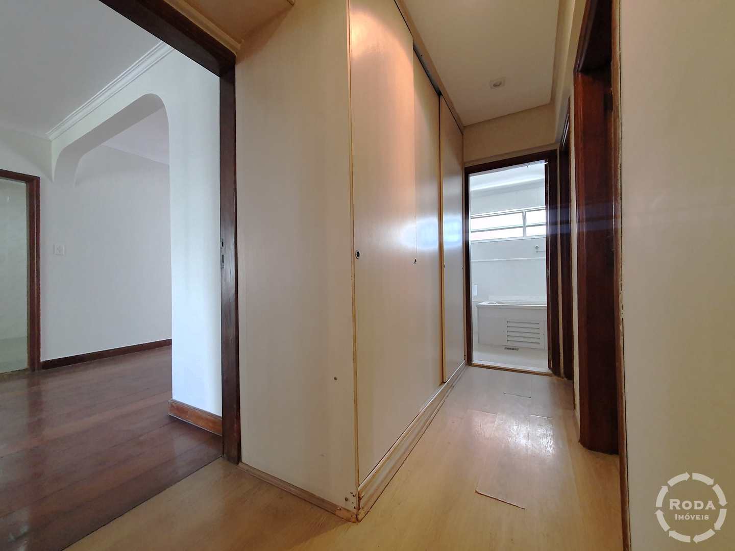 Apartamento à venda e aluguel com 3 quartos, 190m² - Foto 7