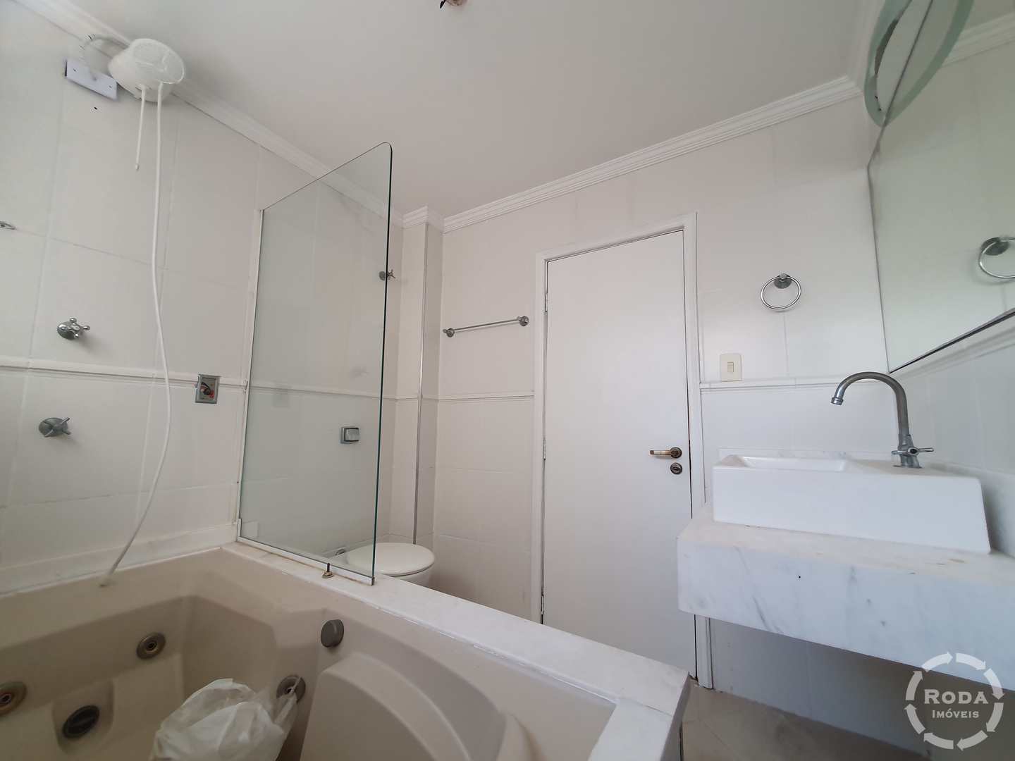 Apartamento à venda e aluguel com 3 quartos, 190m² - Foto 21