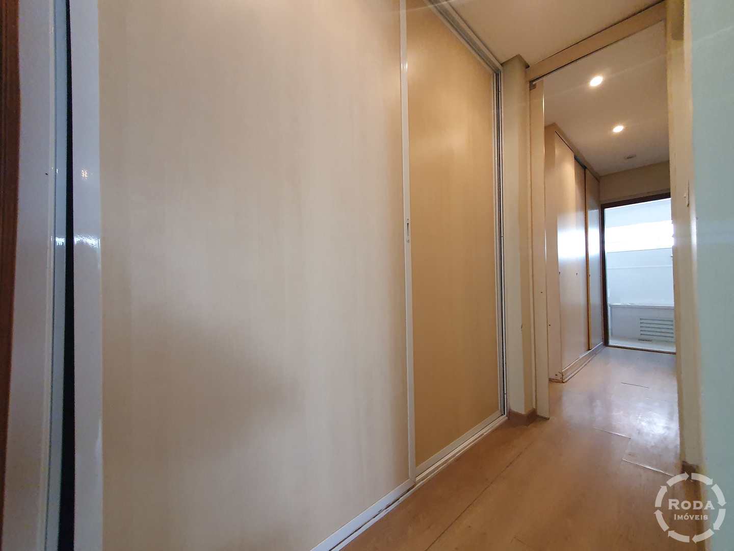 Apartamento à venda e aluguel com 3 quartos, 190m² - Foto 10