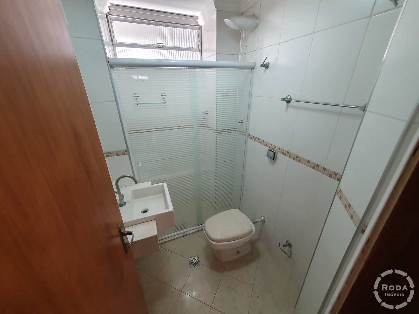 Apartamento à venda e aluguel com 3 quartos, 190m² - Foto 14