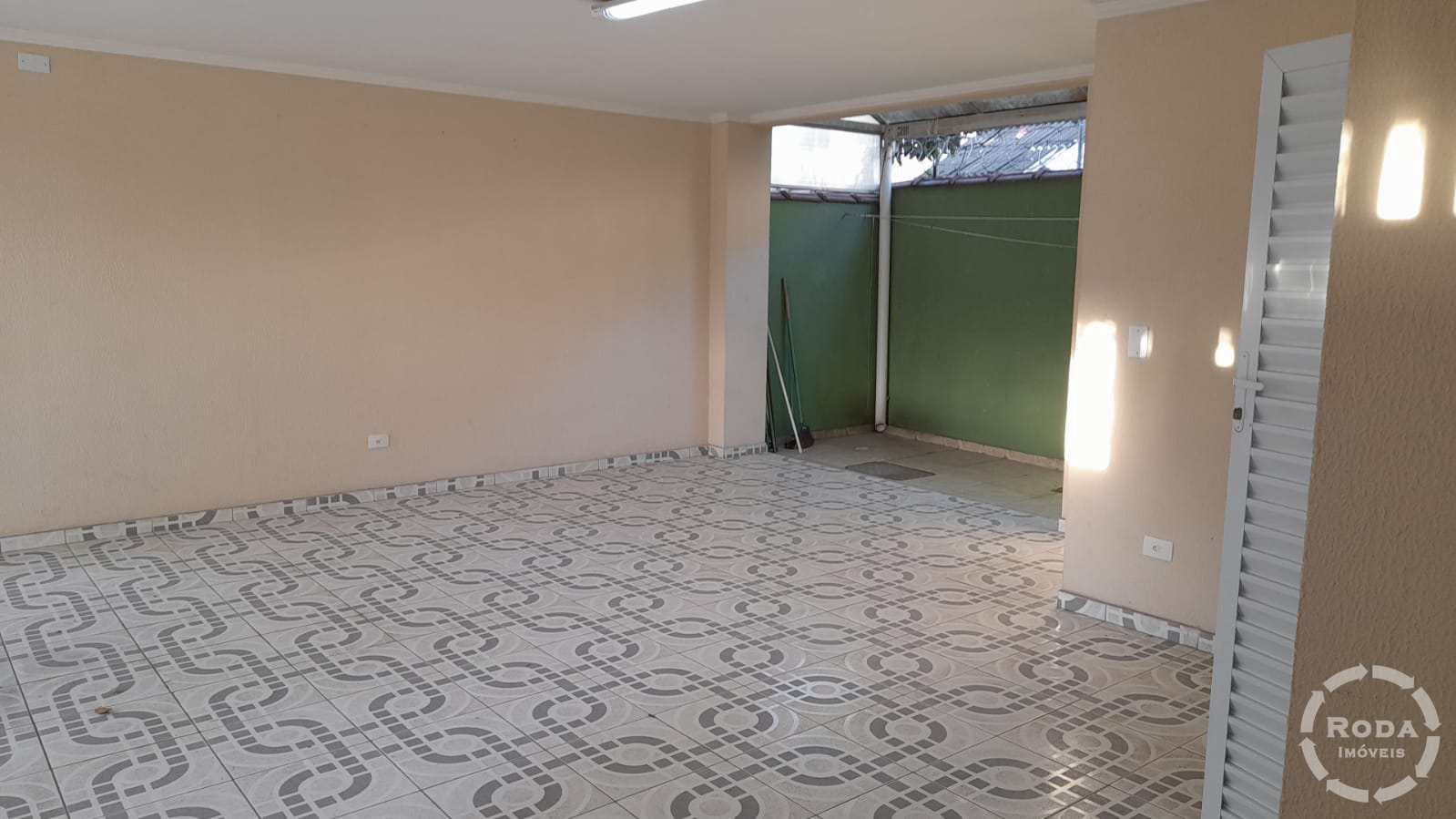 Casa à venda com 3 quartos, 120m² - Foto 9