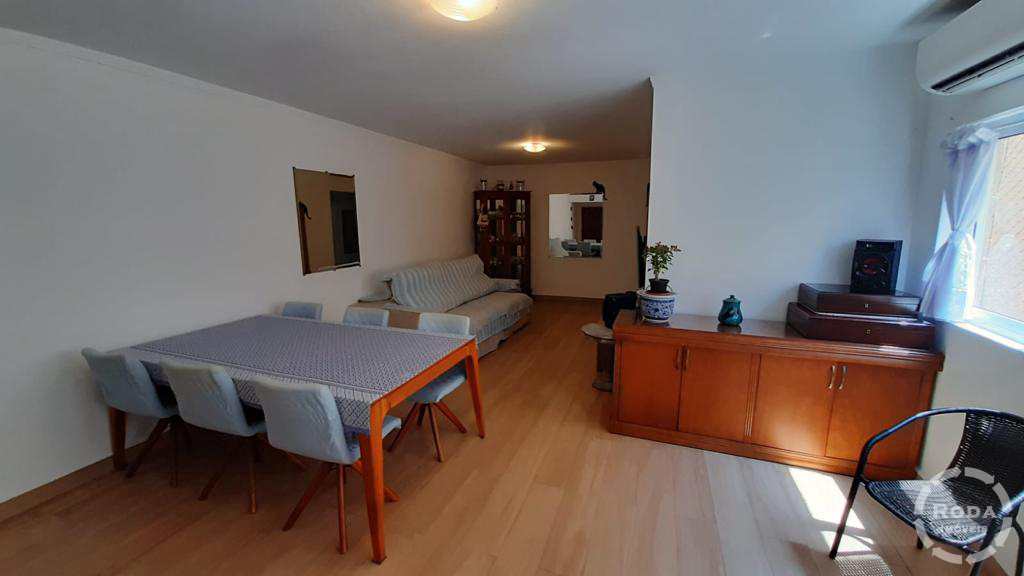 Apartamento à venda com 3 quartos, 130m² - Foto 4