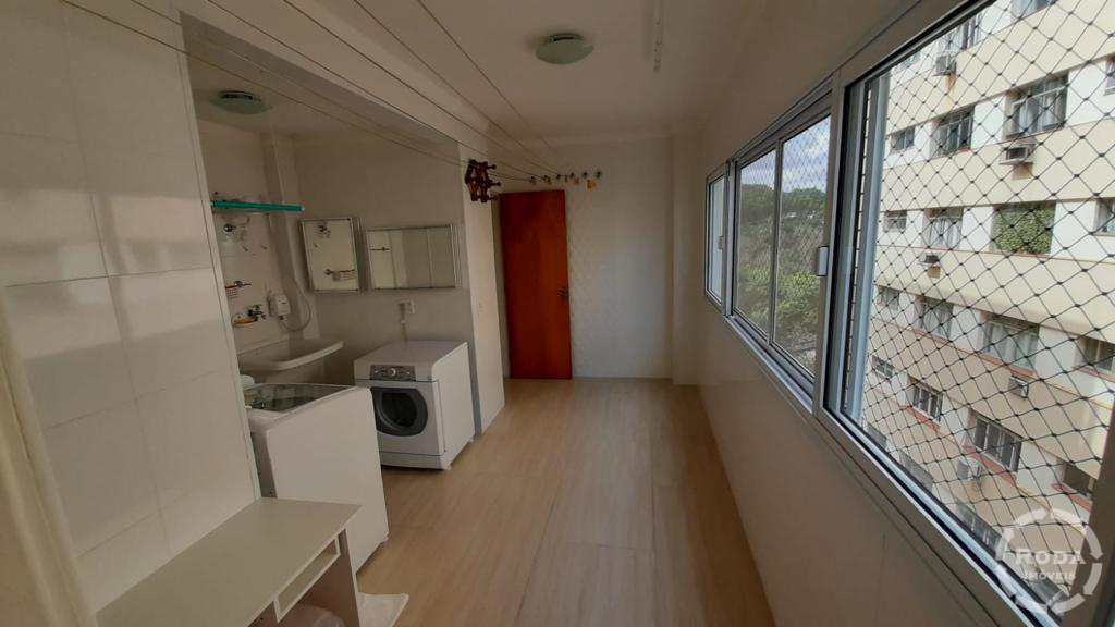 Apartamento à venda com 3 quartos, 130m² - Foto 22