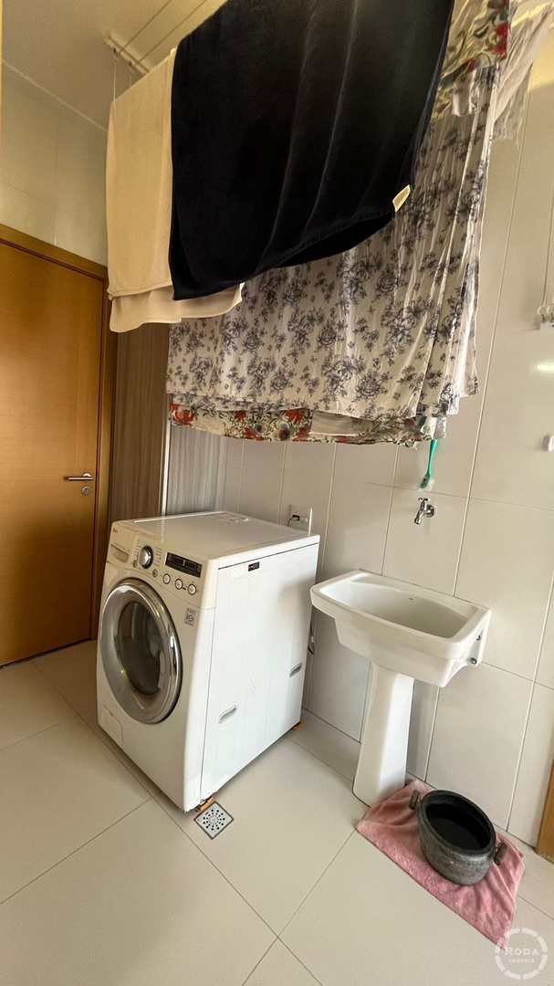 Apartamento à venda com 3 quartos, 157m² - Foto 15