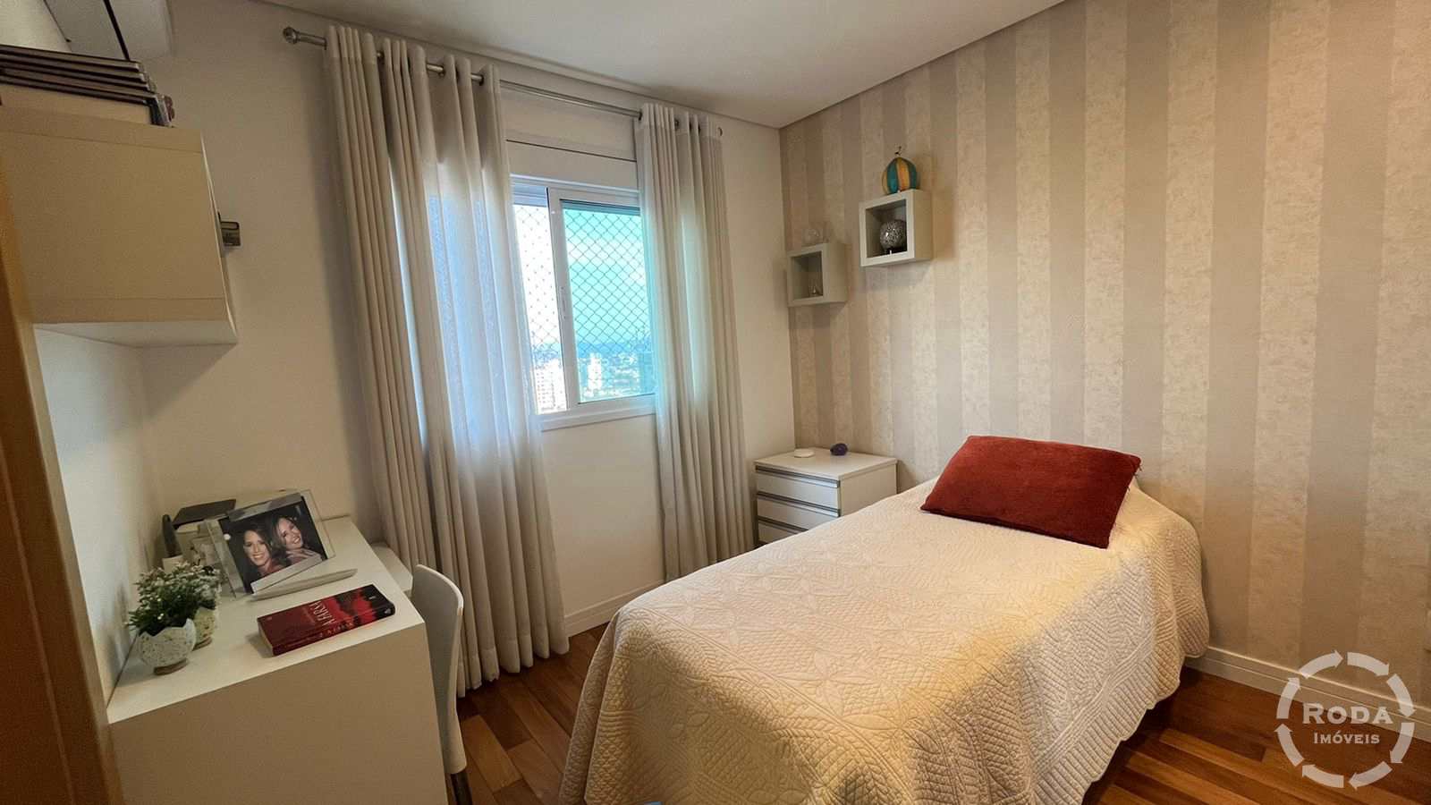 Apartamento à venda com 3 quartos, 157m² - Foto 19