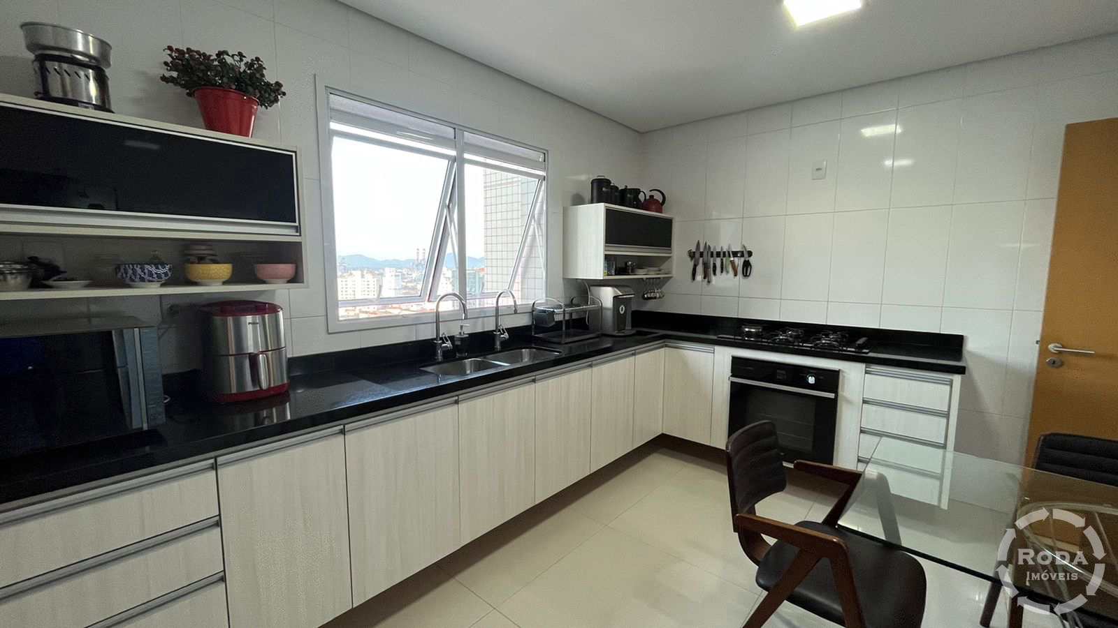 Apartamento à venda com 3 quartos, 157m² - Foto 12