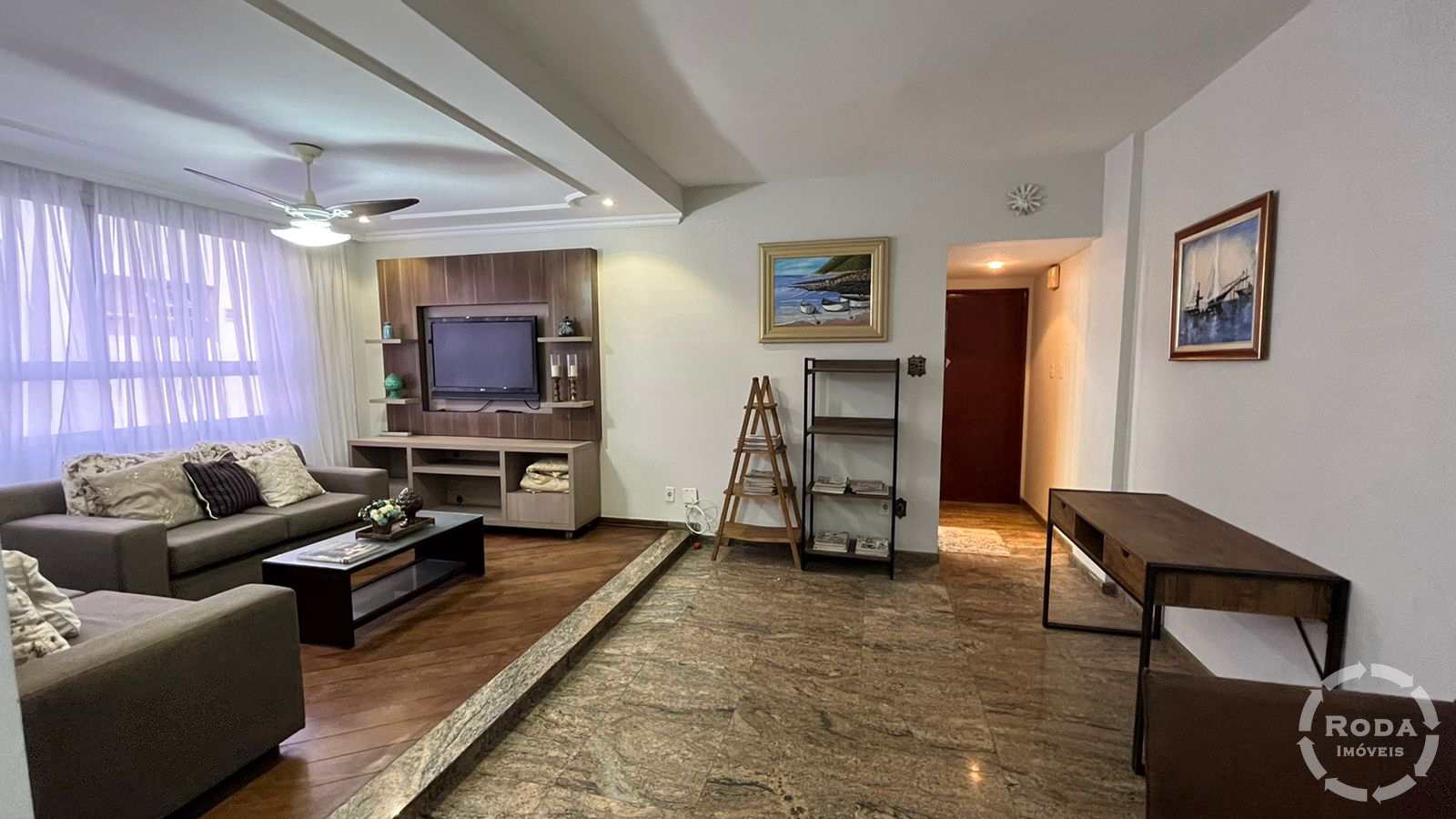 Cobertura à venda com 3 quartos, 246m² - Foto 2