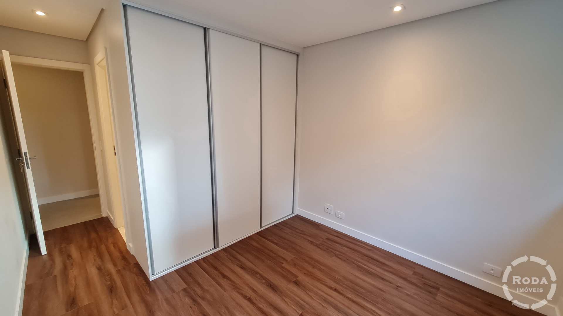 Apartamento à venda com 3 quartos, 223m² - Foto 18