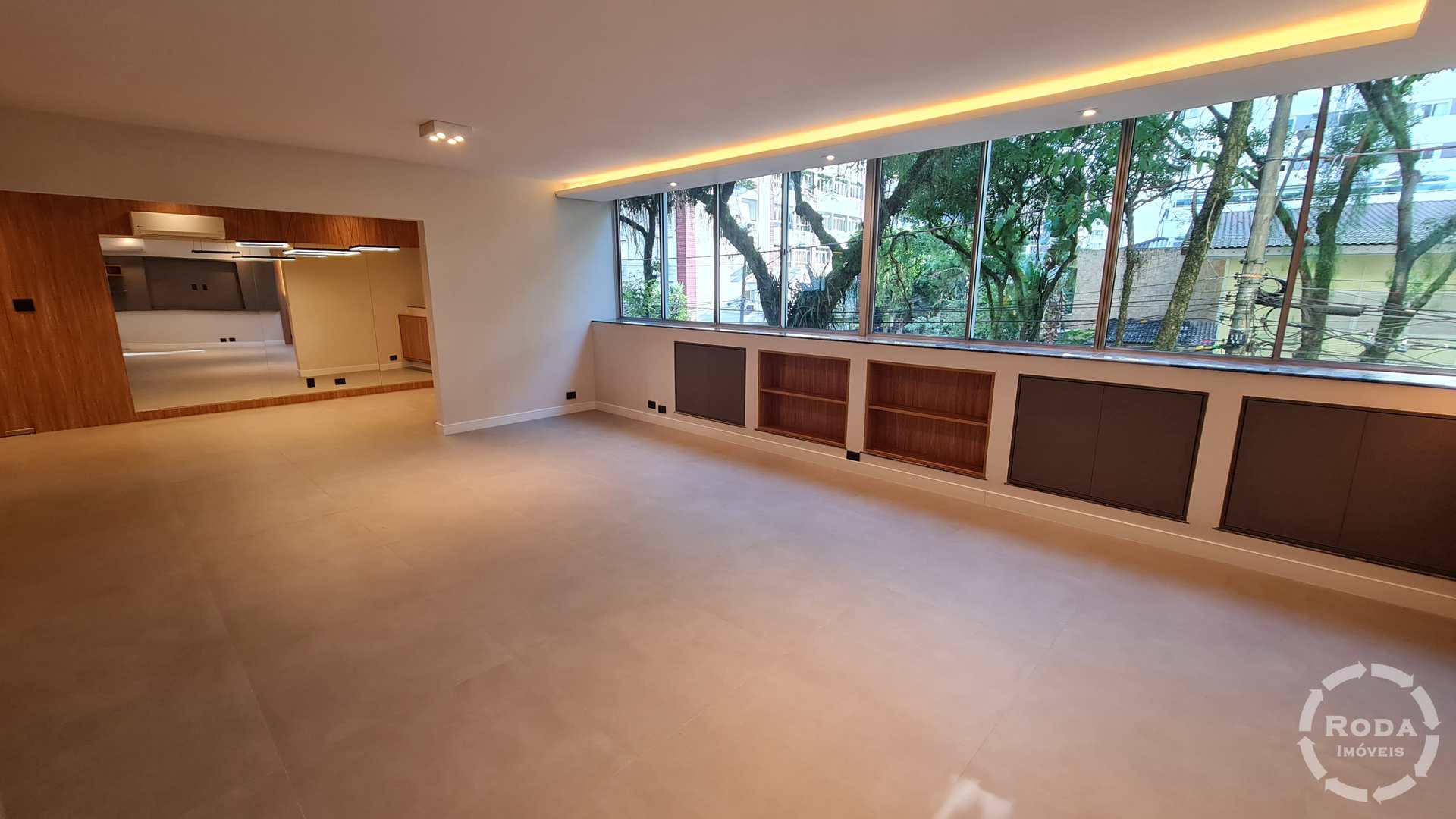 Apartamento à venda com 3 quartos, 223m² - Foto 9