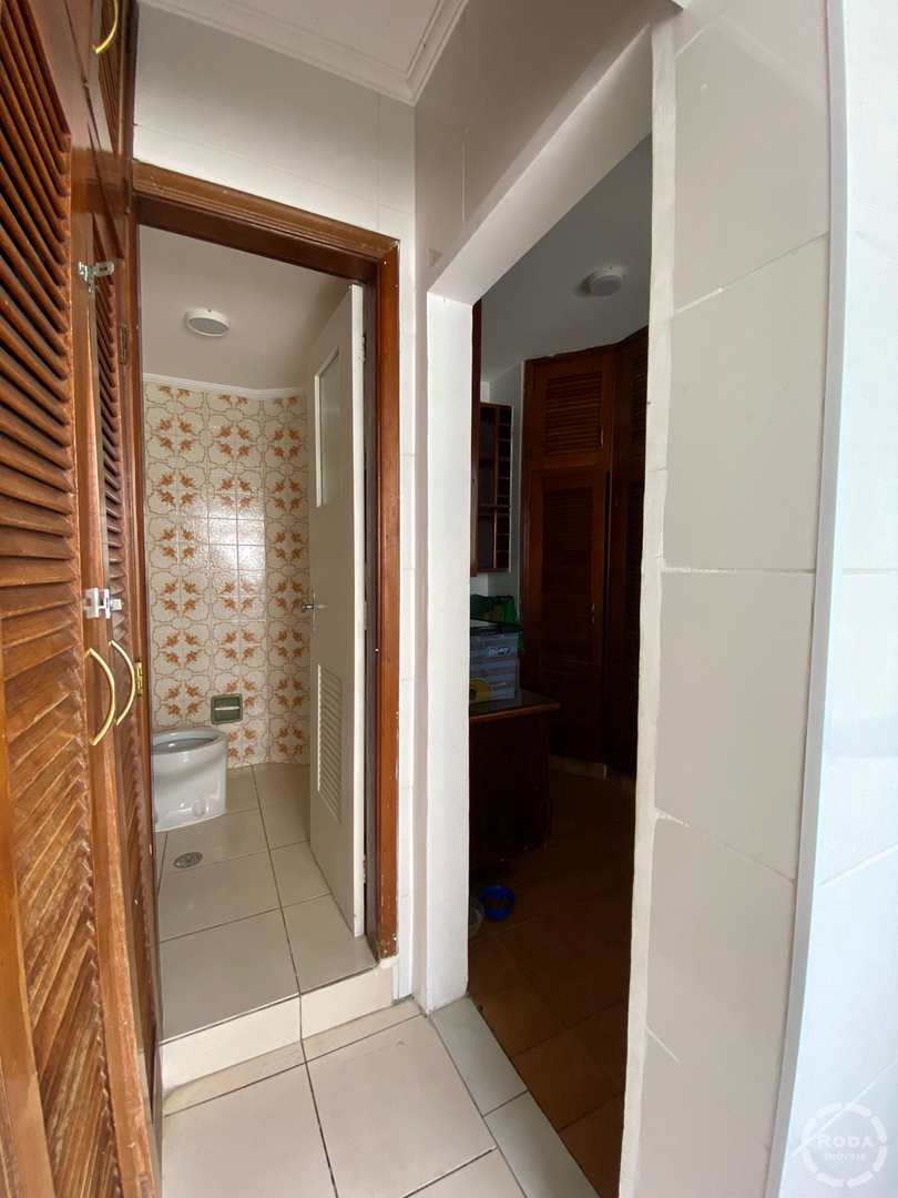 Apartamento à venda com 3 quartos, 135m² - Foto 17