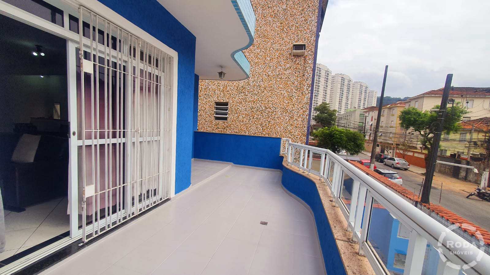 Casa à venda com 3 quartos, 171m² - Foto 1