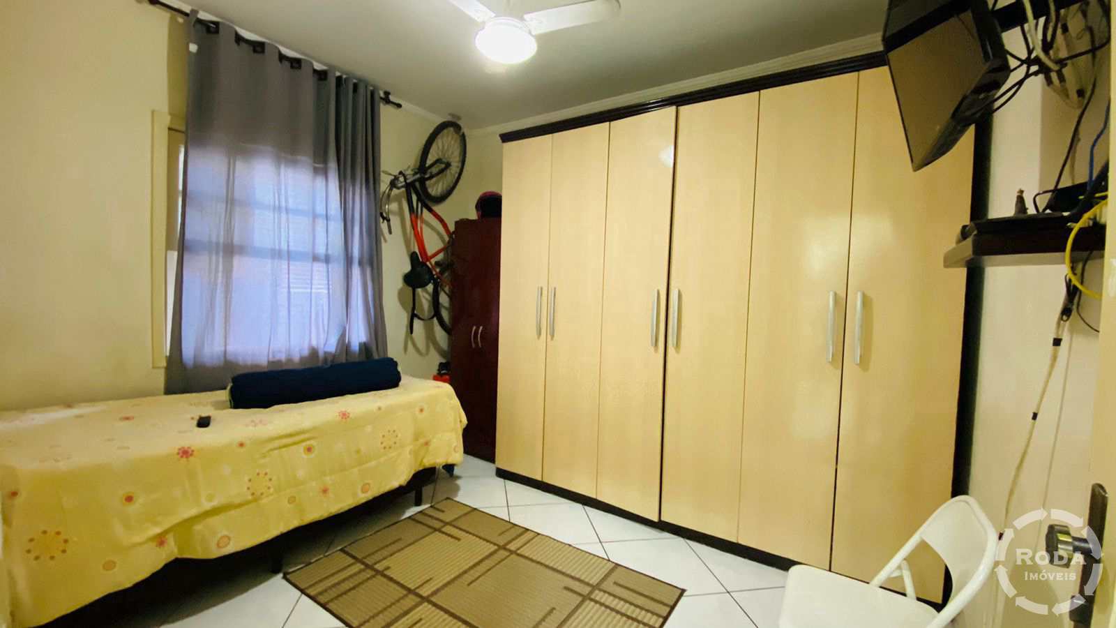 Apartamento à venda com 2 quartos, 70m² - Foto 4