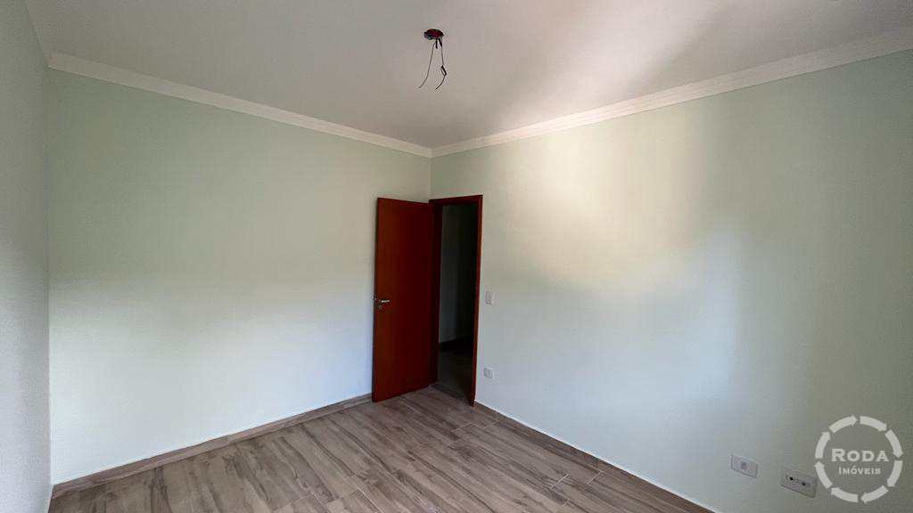 Casa à venda com 4 quartos, 205m² - Foto 14