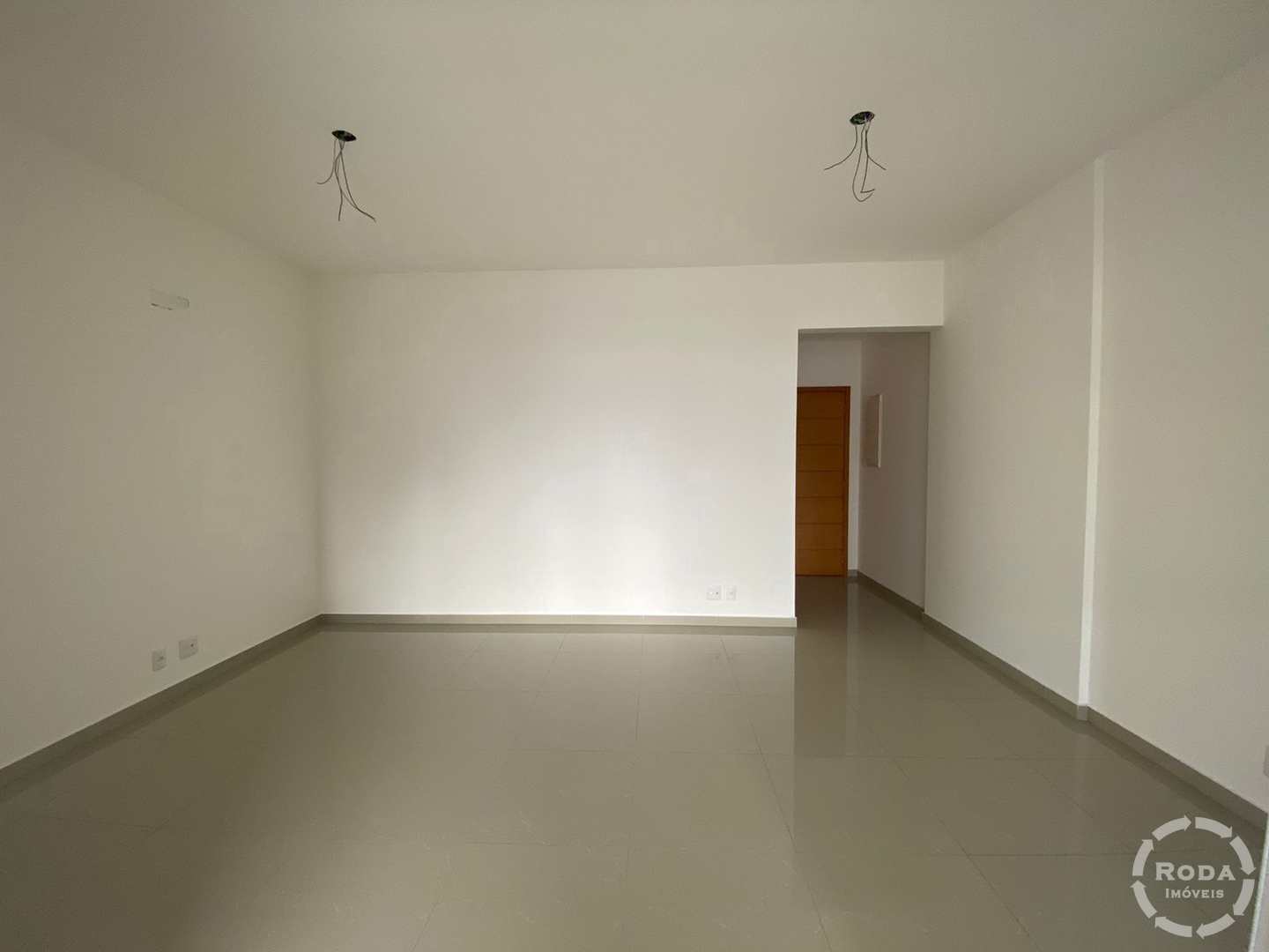 Apartamento à venda com 2 quartos, 128m² - Foto 3