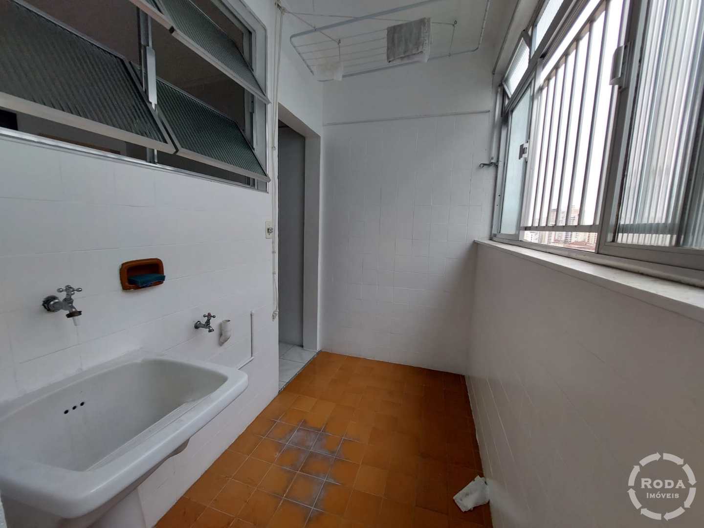 Apartamento à venda com 2 quartos, 72m² - Foto 9