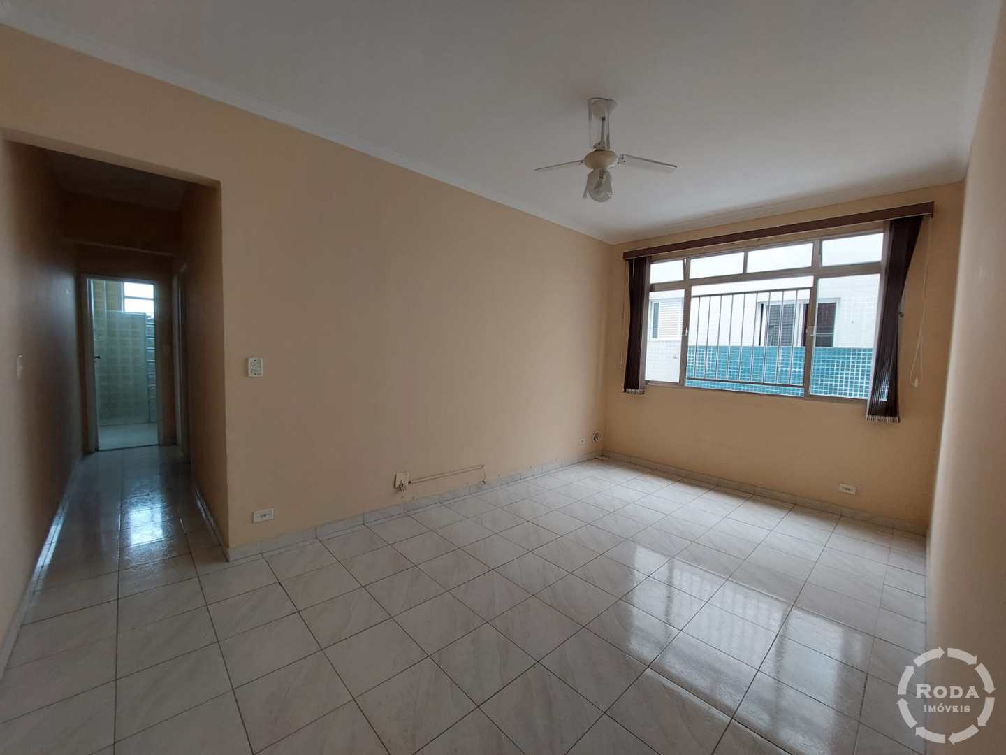 Apartamento à venda com 2 quartos, 72m² - Foto 1