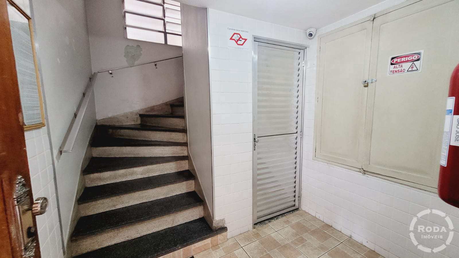 Apartamento à venda com 2 quartos, 82m² - Foto 19