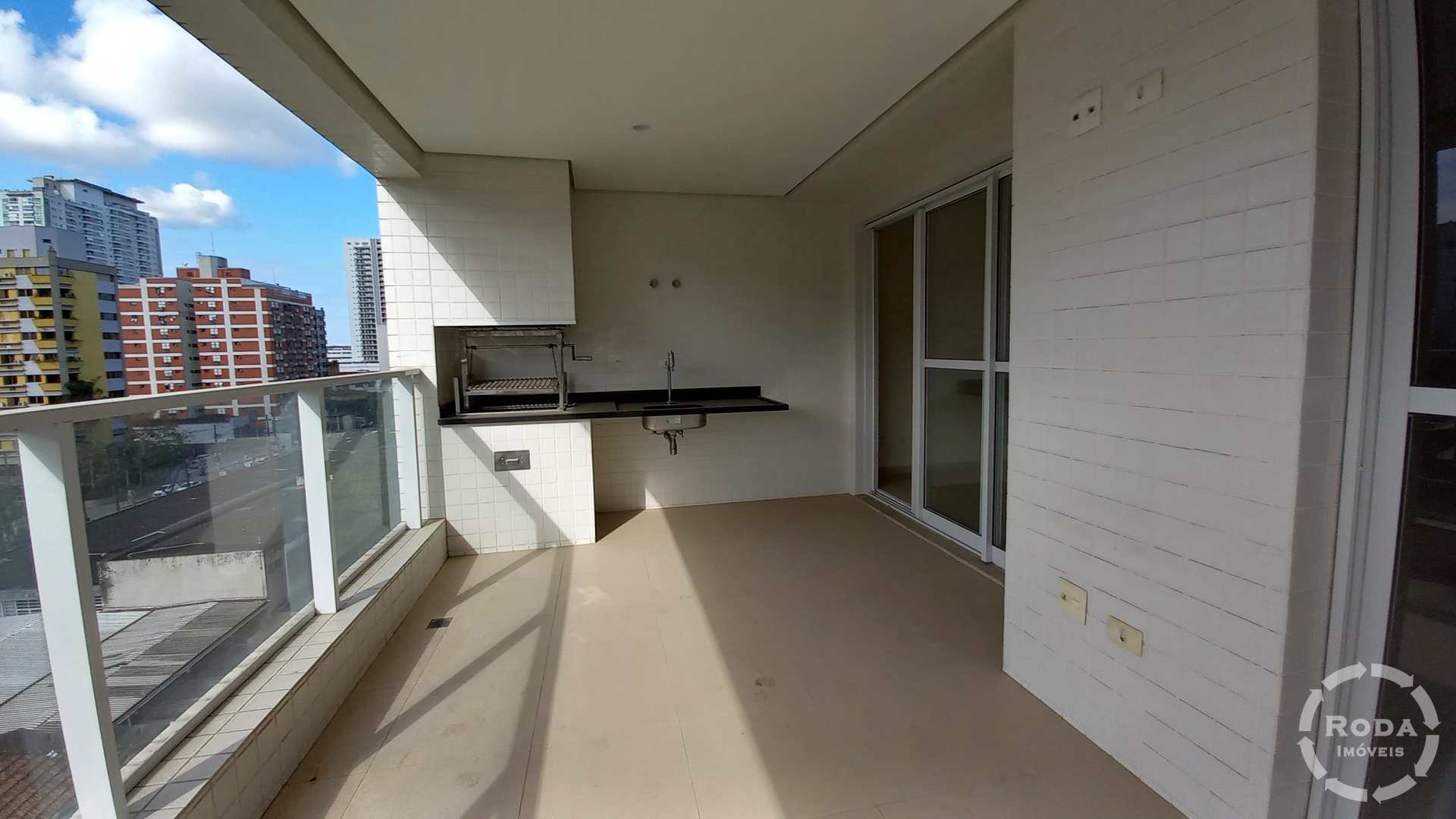 Apartamento à venda com 4 quartos, 177m² - Foto 2