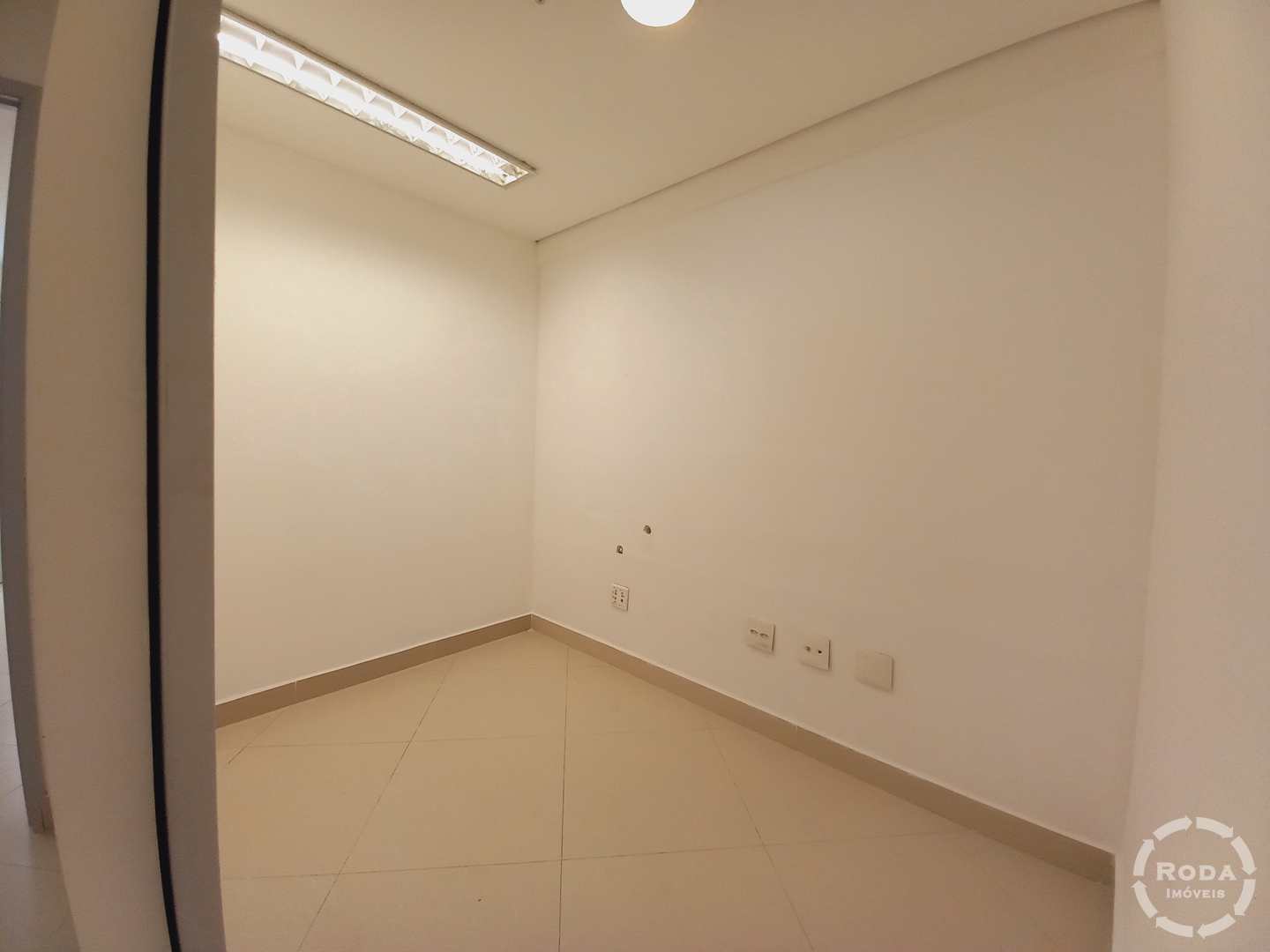 Prédio Inteiro para alugar, 54m² - Foto 3