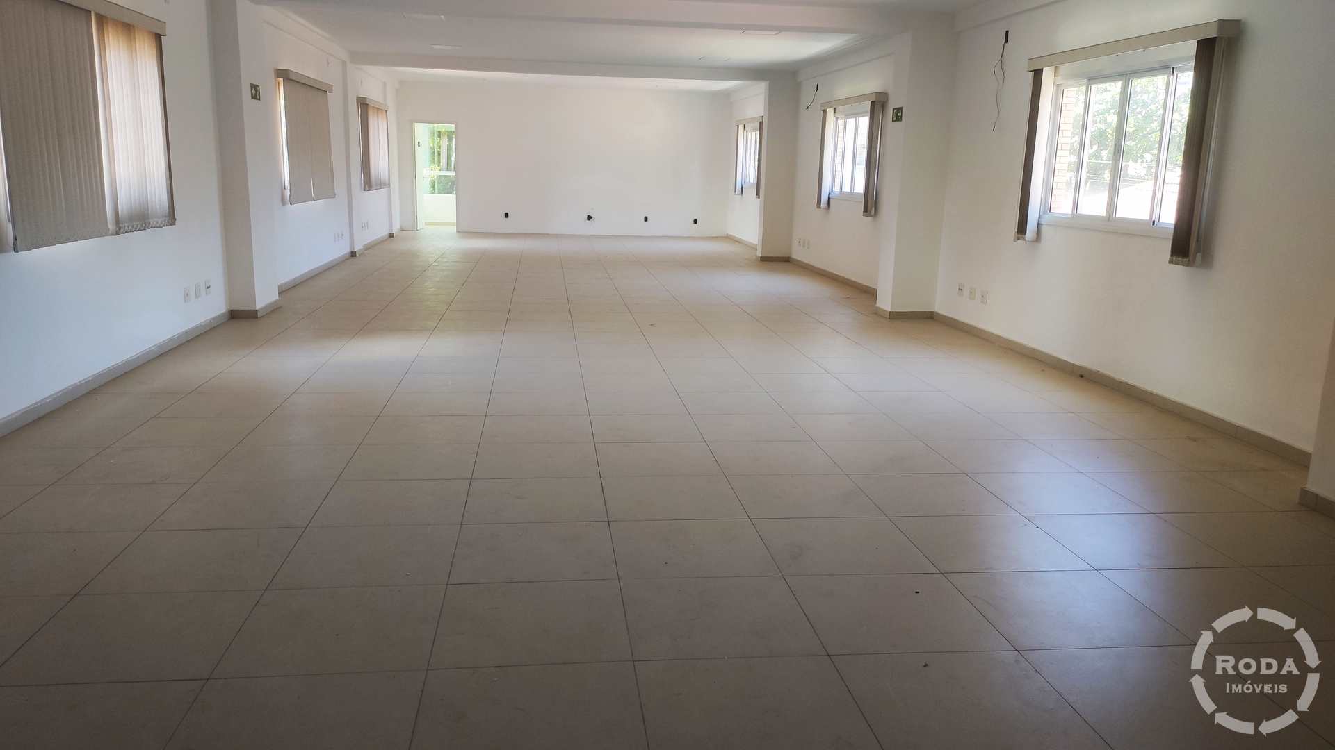 Prédio Inteiro para alugar, 1196m² - Foto 9