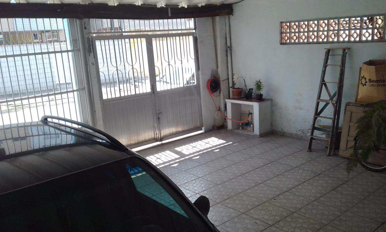 Casa à venda com 3 quartos, 160m² - Foto 3