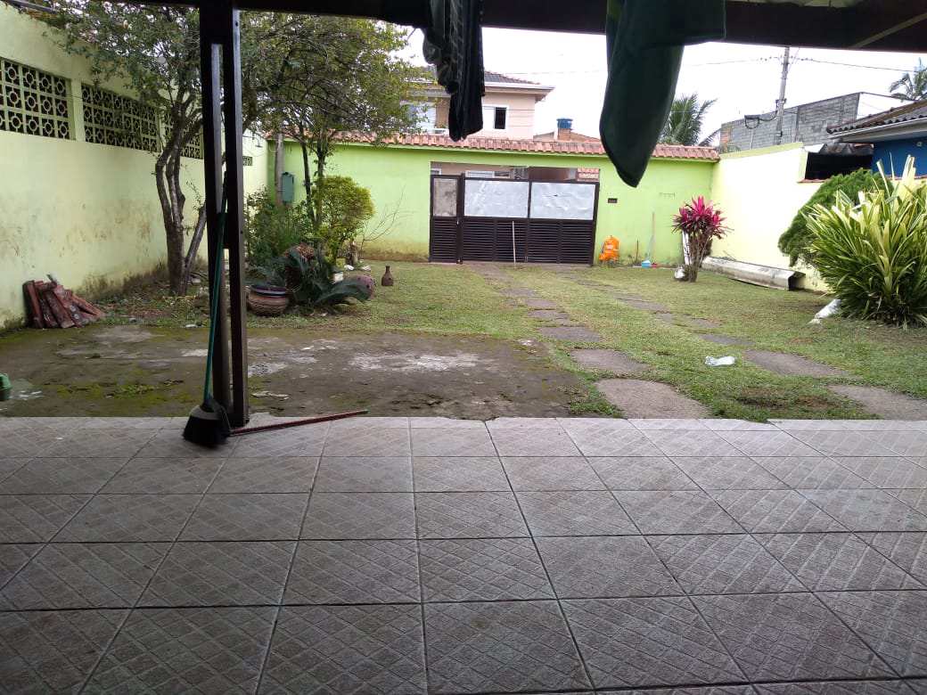 Casa à venda com 4 quartos, 300m² - Foto 2