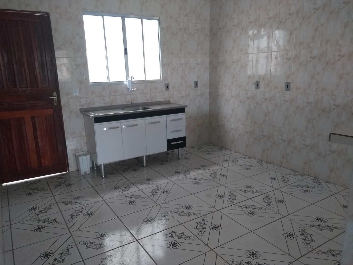 Casa de Condomínio à venda com 2 quartos, 72m² - Foto 4