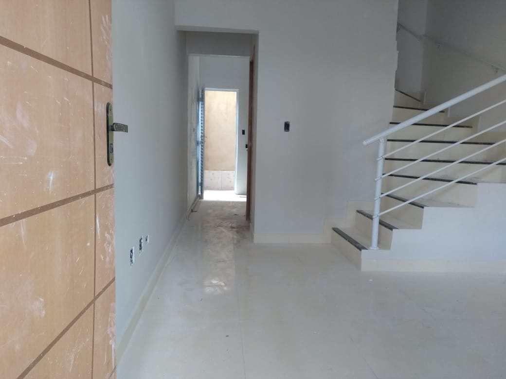 Sobrado à venda com 2 quartos, 65m² - Foto 4