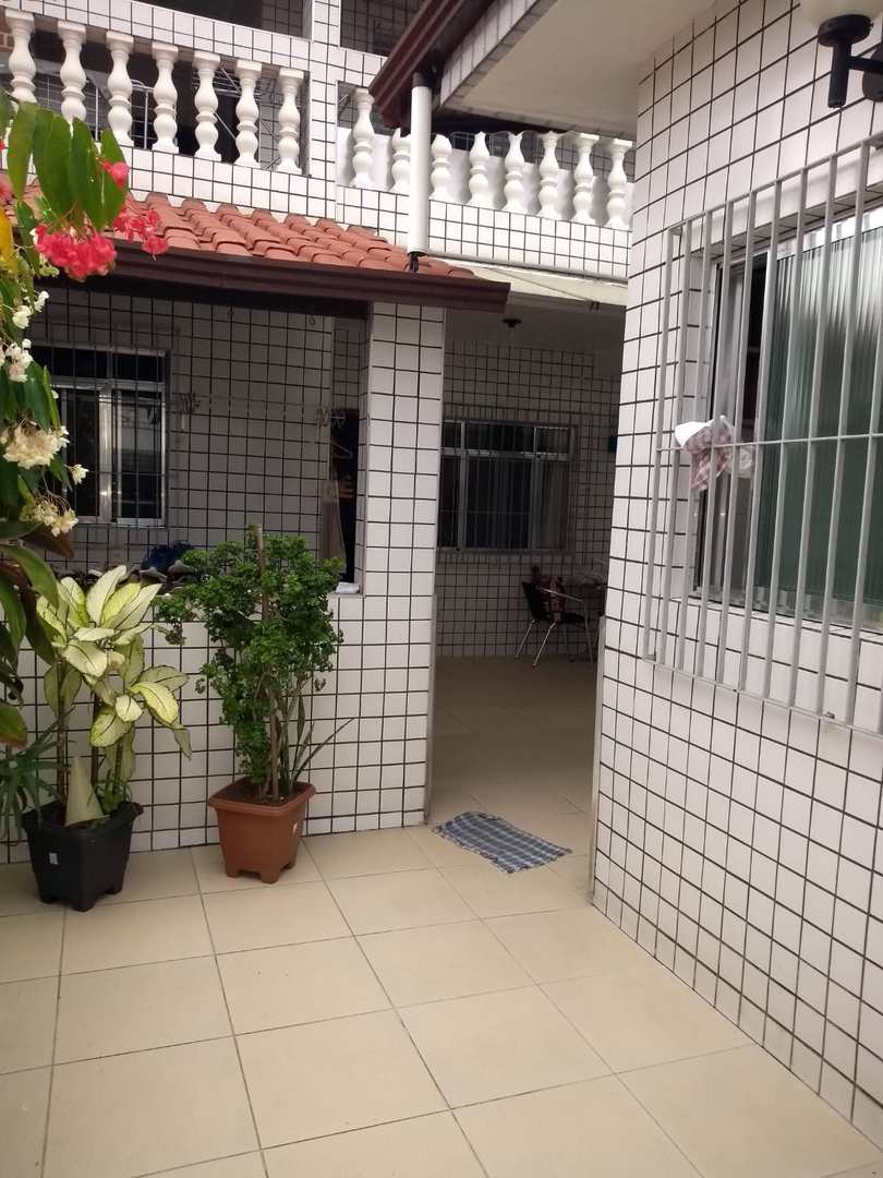 Casa à venda com 5 quartos, 200m² - Foto 11