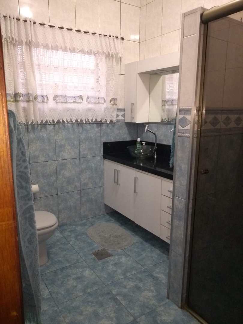 Casa à venda com 5 quartos, 200m² - Foto 8