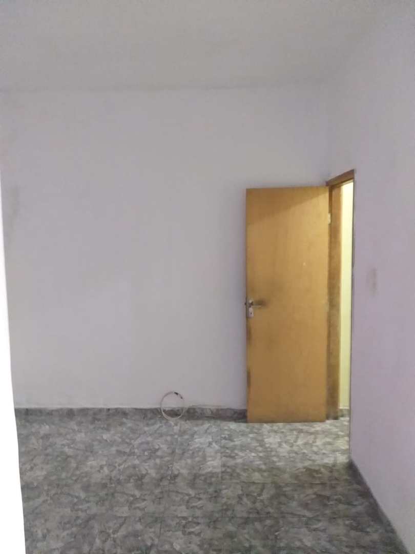 Casa à venda com 3 quartos, 100m² - Foto 11