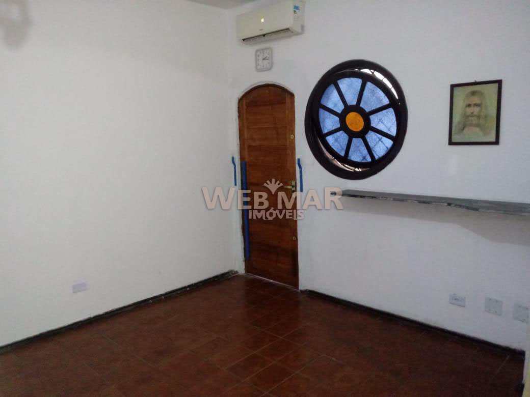 Casa à venda com 4 quartos, 250m² - Foto 1