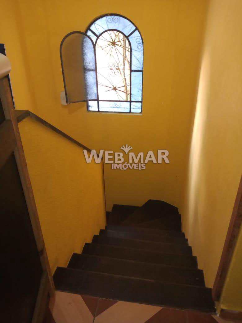 Casa à venda com 4 quartos, 250m² - Foto 2