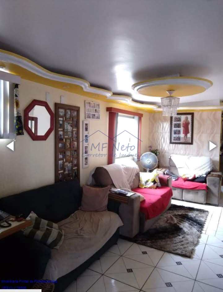 Casa à venda com 5 quartos, 200m² - Foto 1